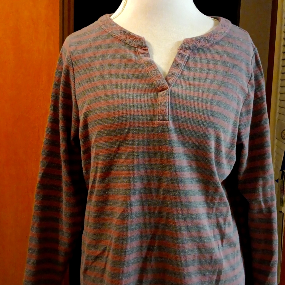 Cj banks size x Grey and mauve stripe l/s thermal top